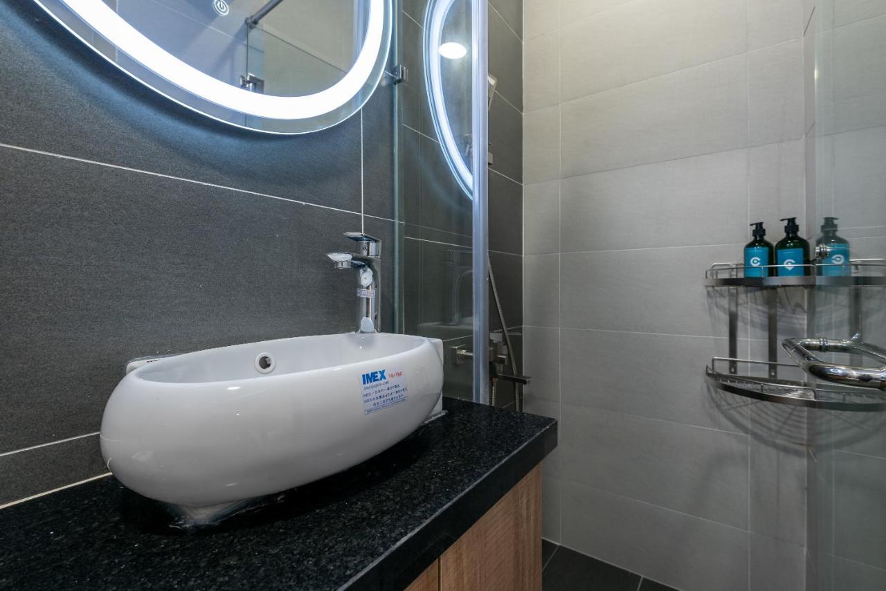 Cozrum Homes - Oriental House Хошимін Екстер'єр фото